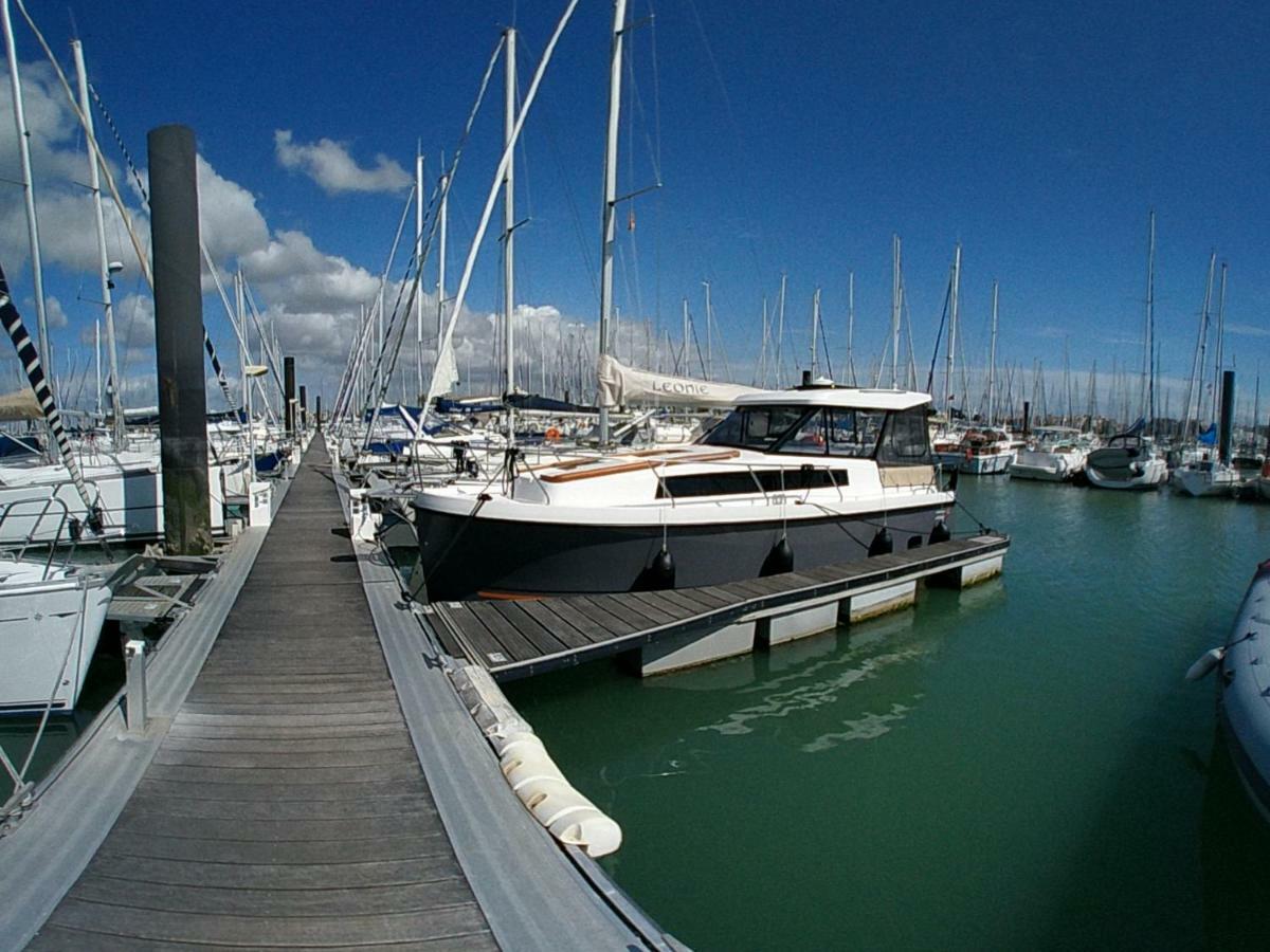 Hotel La Rochelle Sur L'Eau Exteriér fotografie